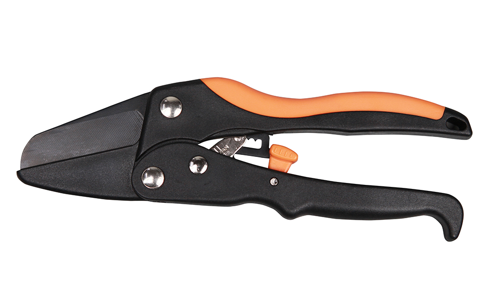 thumbnail image 2 of Spear & Jackson Razorsharp Ratchet Anvil Pruners, Heavy-Duty Garden Shears For Cutting Thick Branches With Ratchet Mechanism : Hand Pruners 2 of 12